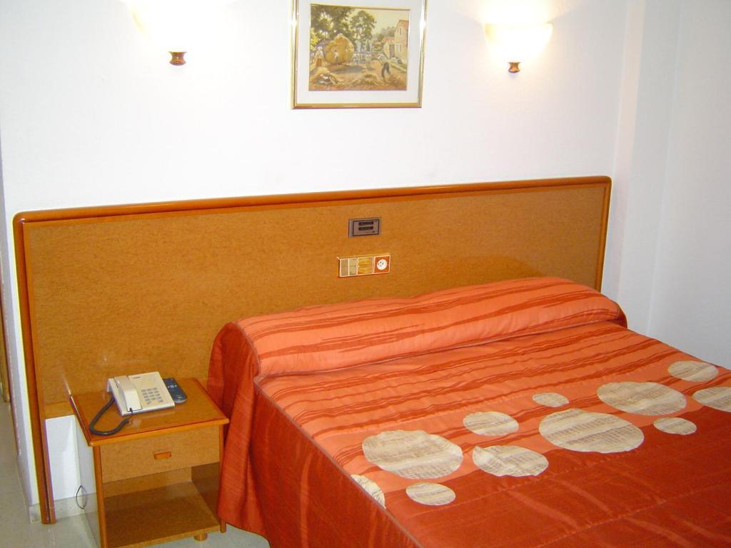 Hotel Lázaro Calamocha Quarto foto